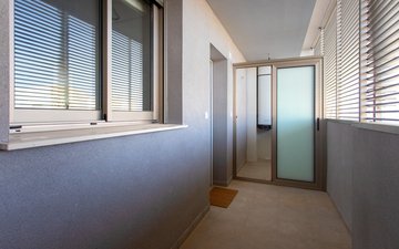 Property slide 16