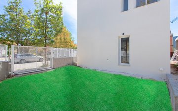 Property slide 23