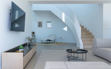 Property slide 21