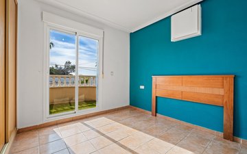 Property slide 16