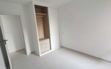 Property slide 28