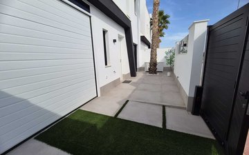 Property slide 16