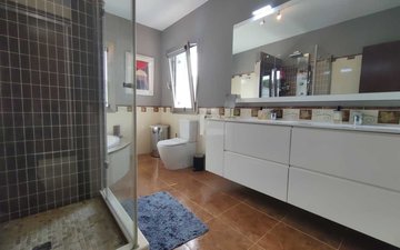 Property slide 30