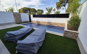 Property slide 18