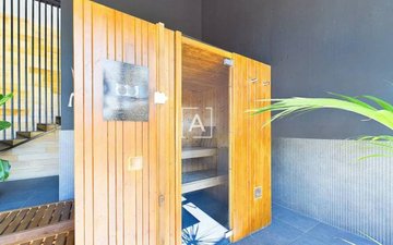 Property slide 44
