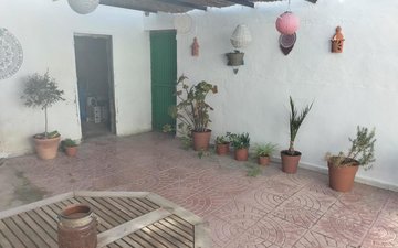 Property slide 27