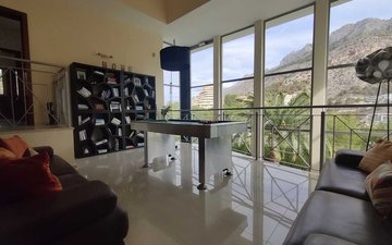 Property slide 18