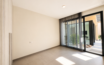 Property slide 40
