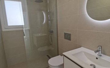Property slide 25
