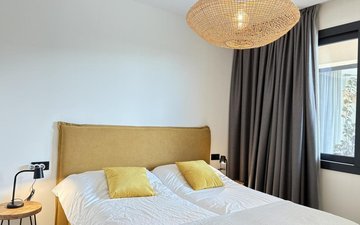 Property slide 31