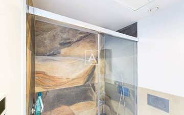 Property slide 14