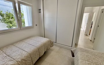 Property slide 18