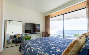 Property slide 21