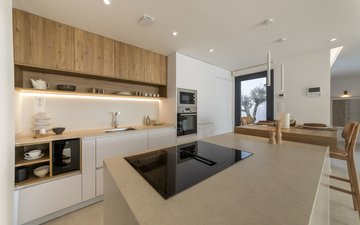 Property slide 22