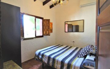 Property slide 18