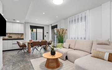 Property slide 32