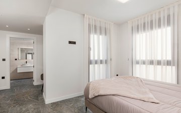 Property slide 18