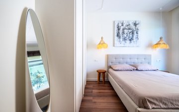 Property slide 24