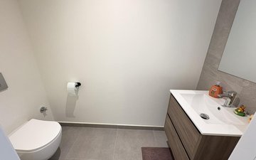 Property slide 21