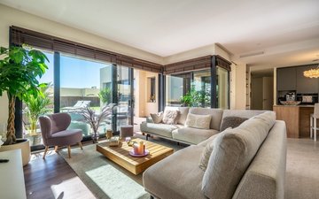 Property slide 17