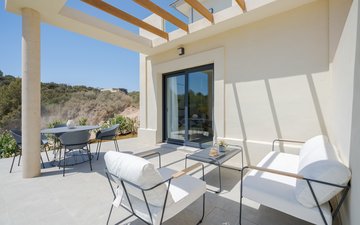 Property slide 10
