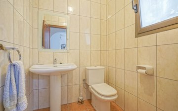 Property slide 37