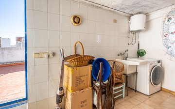 Property slide 16