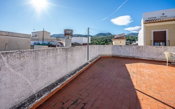 Property slide 19