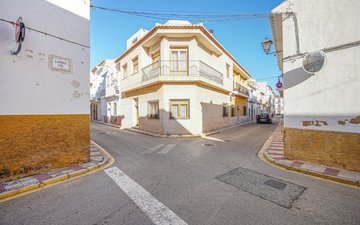 Property slide 21