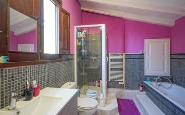 Property slide 14