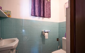 Property slide 20