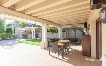 Property slide 8