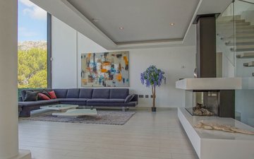 Property slide 25