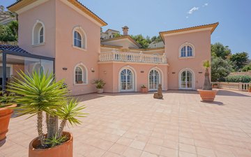 Property slide 9