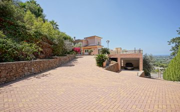 Property slide 40