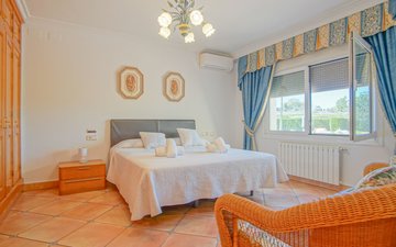 Property slide 23
