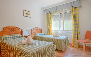 Property slide 33