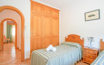 Property slide 34