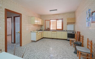 Property slide 5