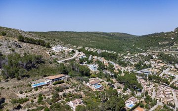 Property slide 10