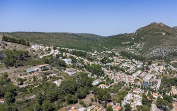 Property slide 14