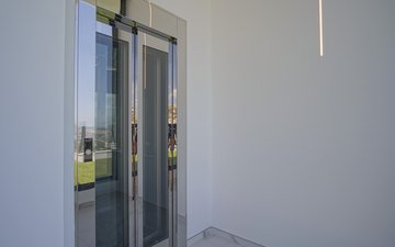 Property slide 10