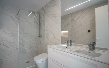 Property slide 21