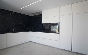 Property slide 22