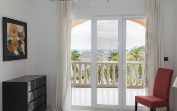 Property slide 10