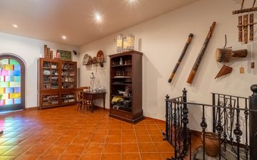 Property slide 10