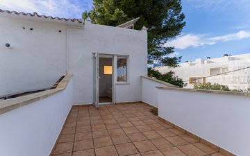 Property slide 20