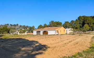 Property slide 10