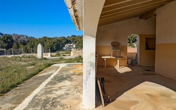 Property slide 16