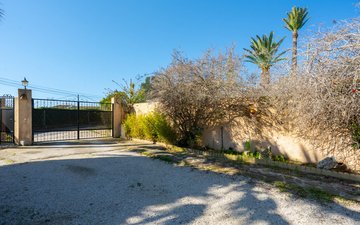 Property slide 40